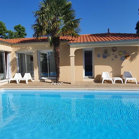 Gite Calme #2 Ou 3 Pers #Piscine #Cholet #Wifi Haut Debit #Travailleurs Thales Lacroix Et Autres Entreprises #Petits Dejeuners Et Repas Possibles Sur Demande Le May-sur-Evre ภายนอก รูปภาพ